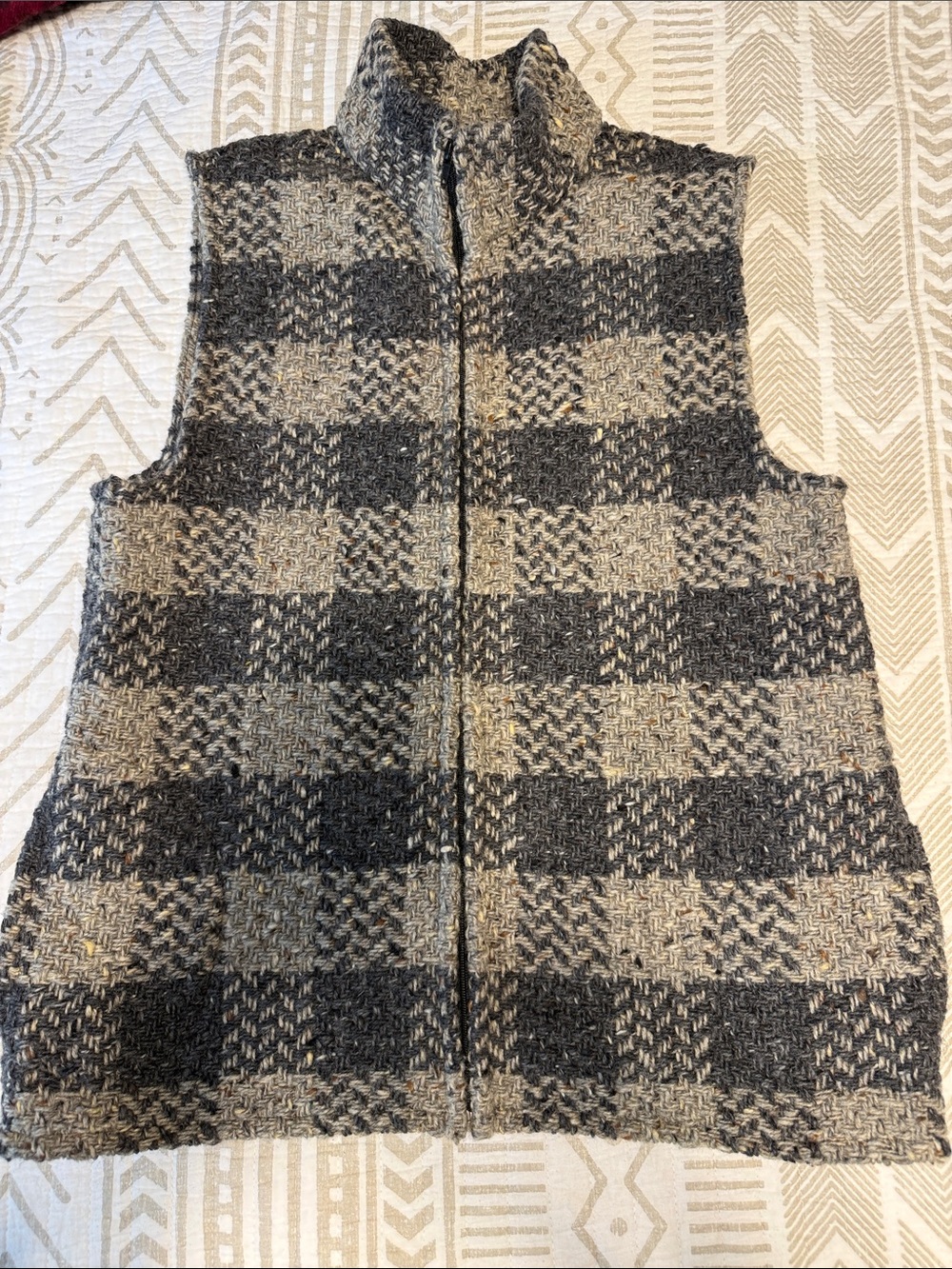 Branigan Weavers Zip Vest in Gray and Cream 100% Wool Made in Ireland